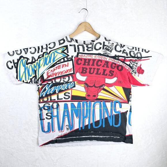 Vintage 1992 Magic Johnson Ts Chicago Bulls AOP Single Stitch Shirt XL Jordan